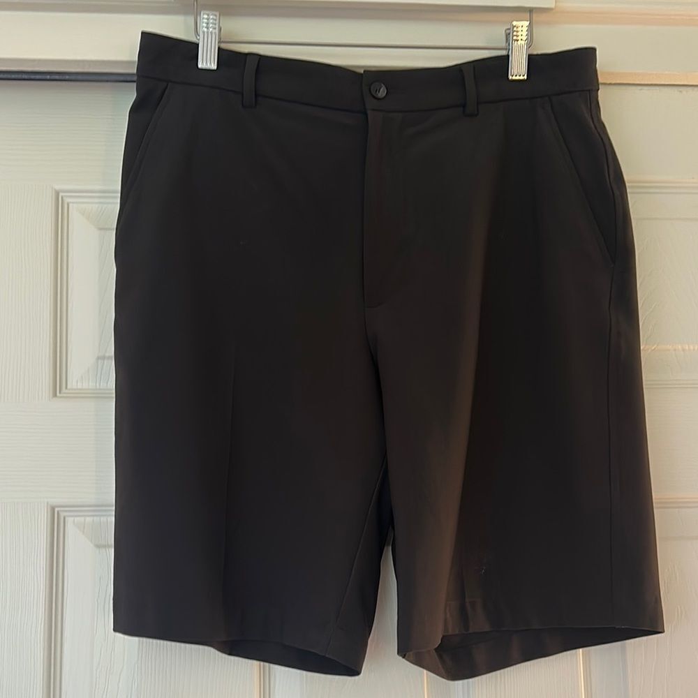 Tommy Armour Black Athletic golf Shorts with Streamlined Design